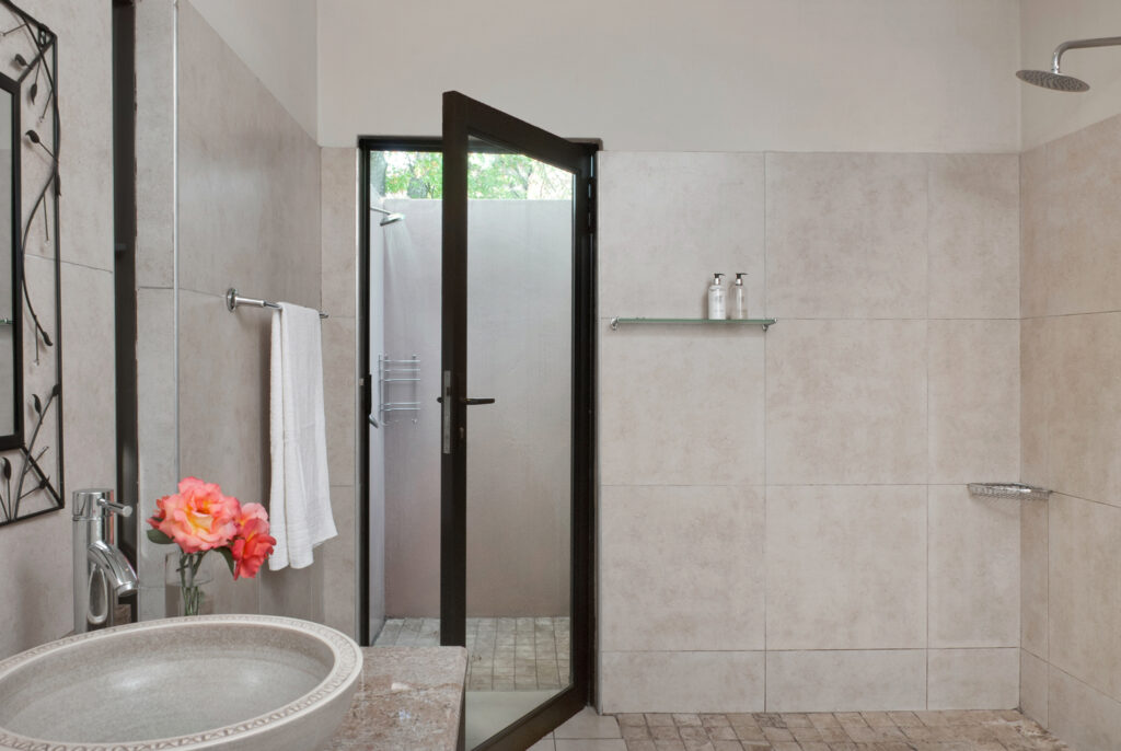 Kingfisher – Bathroom
